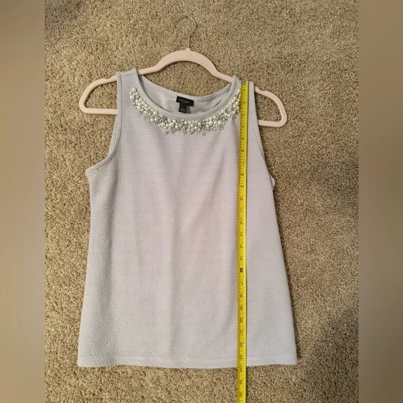 Ann Taylor Factory | Lilac Pearl Beaded Neck Sleeveless Top Blouse | Size S - Picture 4 of 6